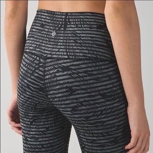 Lululemon wunder under crop size 4